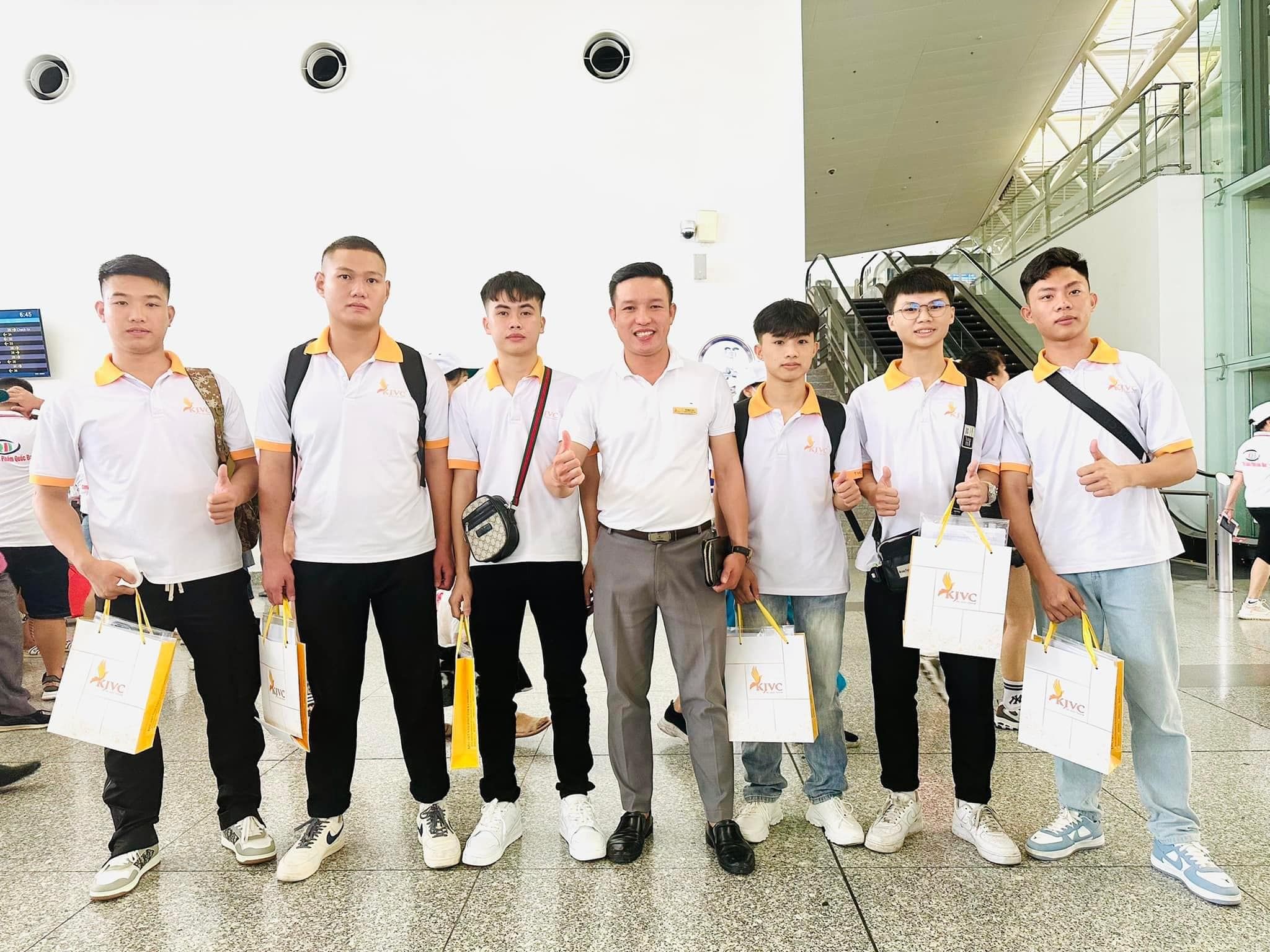 DH00627 - LÁT GẠCH